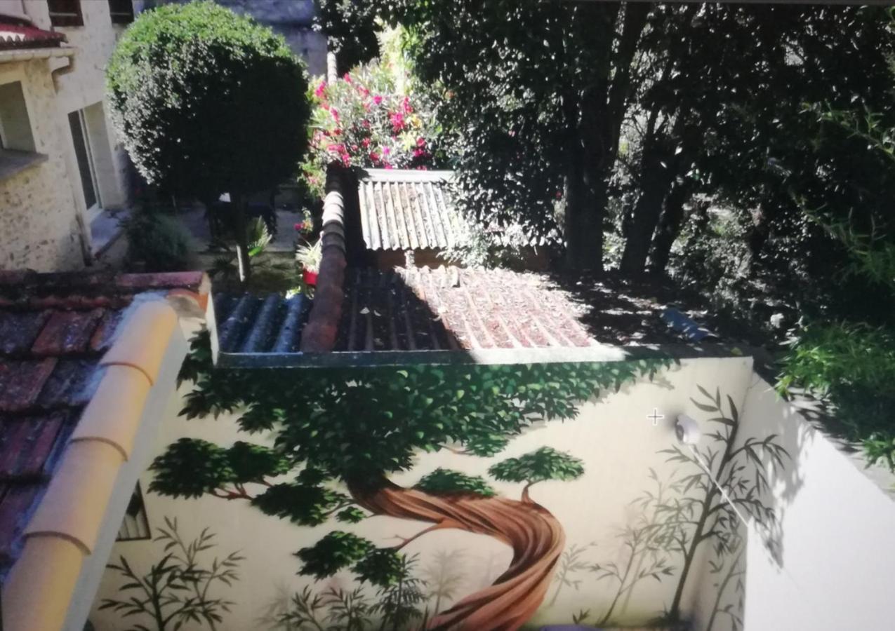 Suite Volupte Classee 3 Etoiles Avec Vue Sur Jardin, Climatisation Montpellier Exterior photo